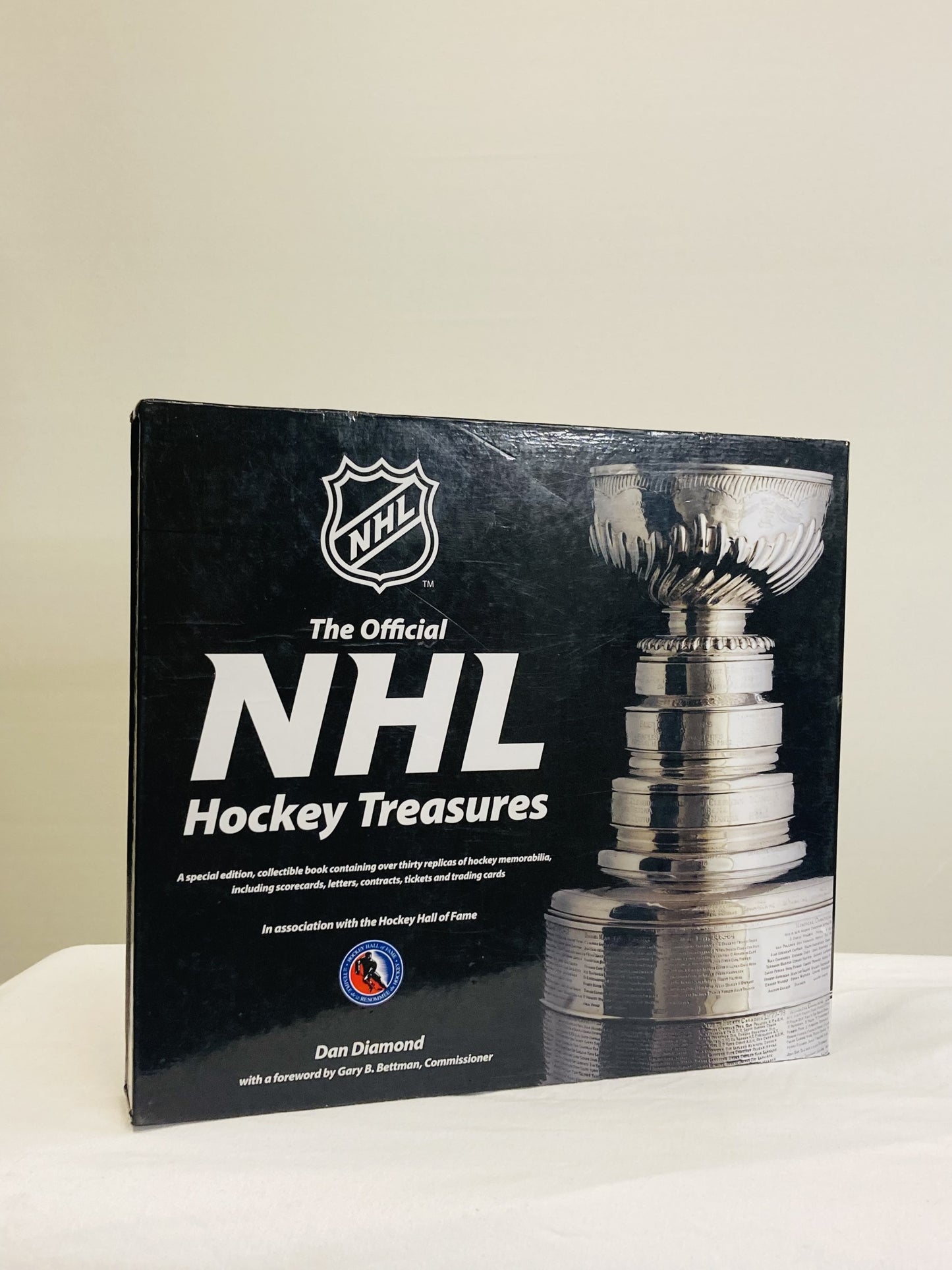 The Official NHL Hockey Treasures Book